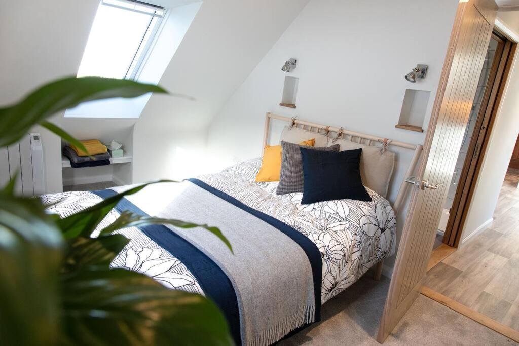 The Roost - A Bird'S Eye View In The Countryside Lejlighed Cullompton Eksteriør billede
